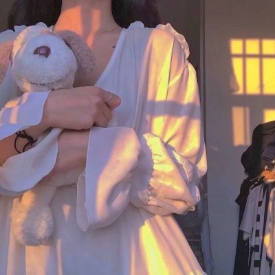 君心似剑负相思