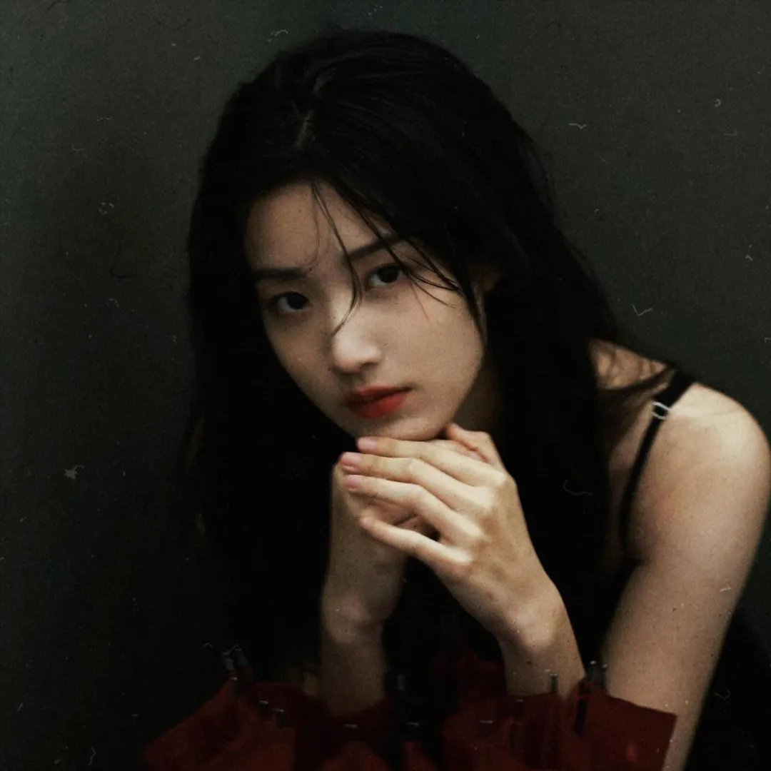 月满枝头雪未消